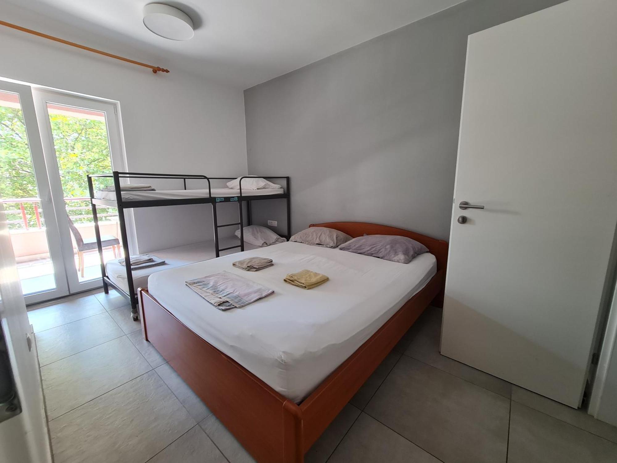 Subtub Hostel Makarská Exteriér fotografie