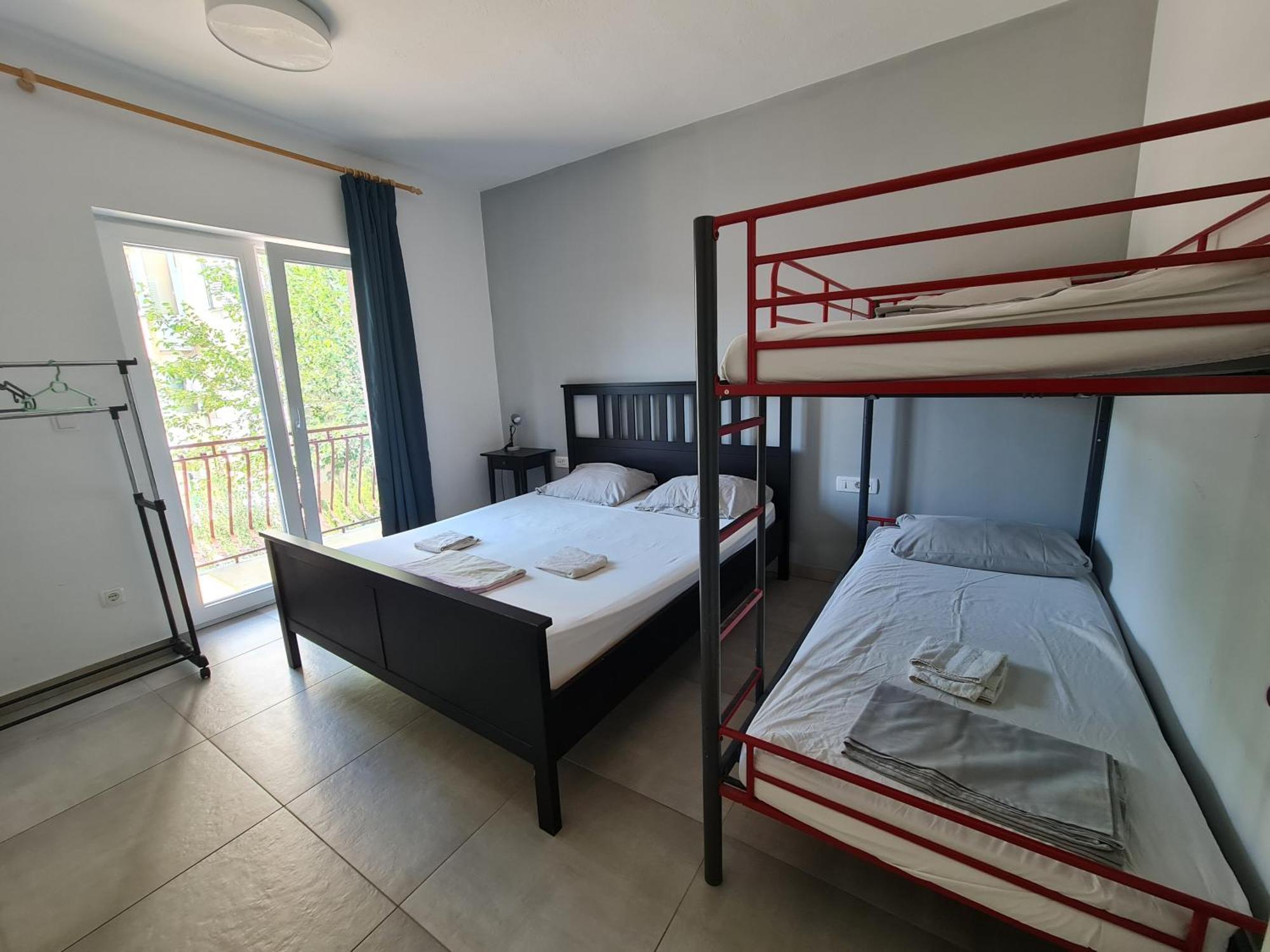 Subtub Hostel Makarská Exteriér fotografie